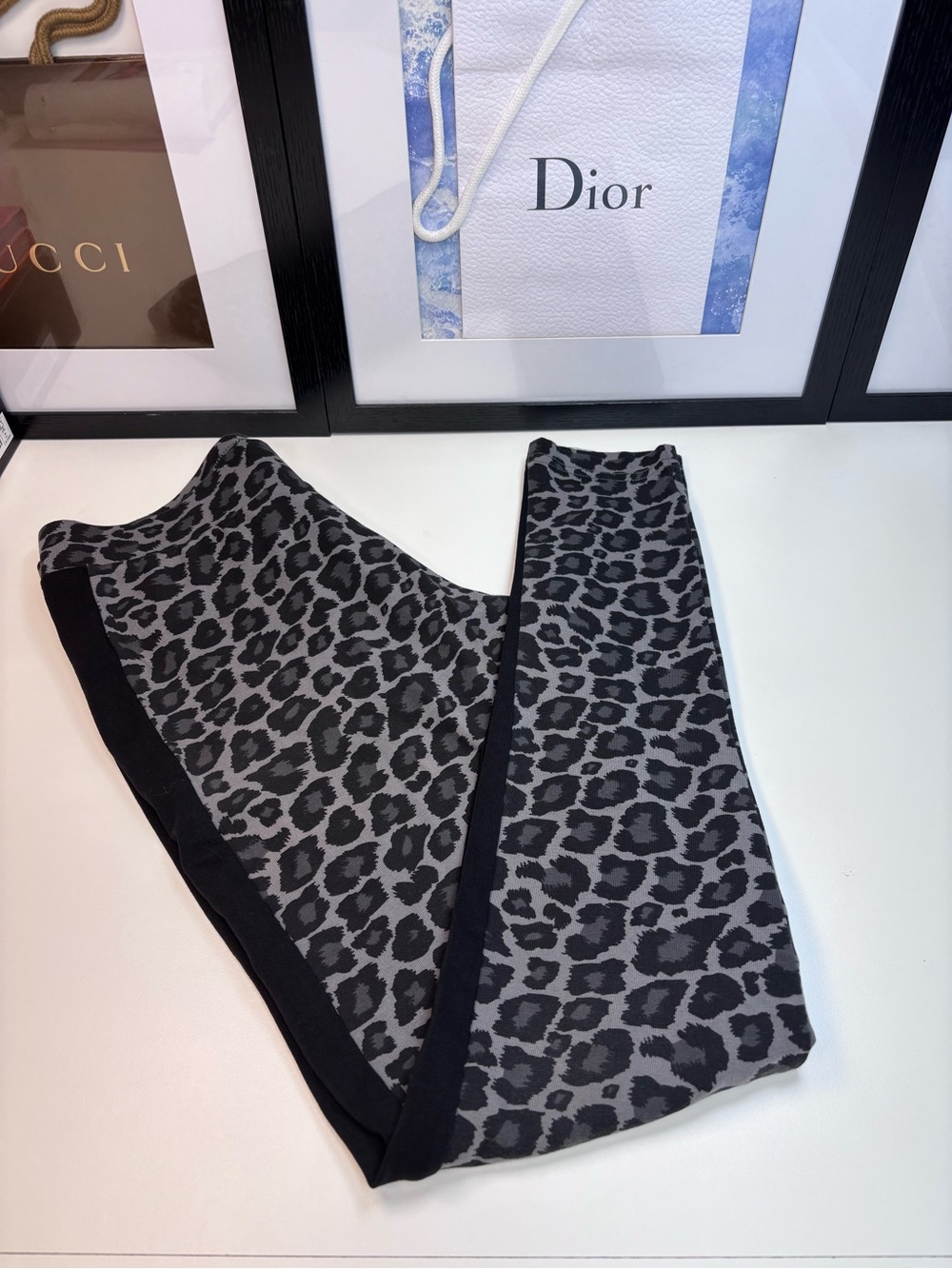 Puma Gray & Black Leopard Print Leggings EUC Size M